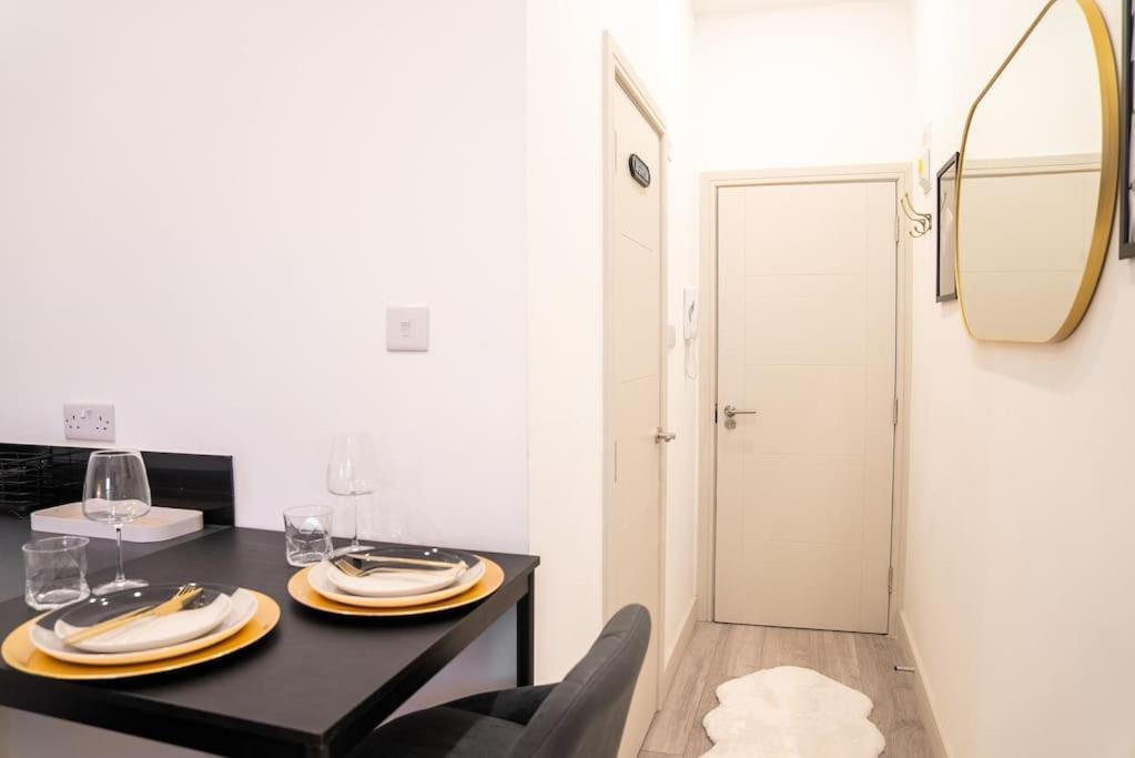Five Star Boutique Studio Flat In London Exteriör bild