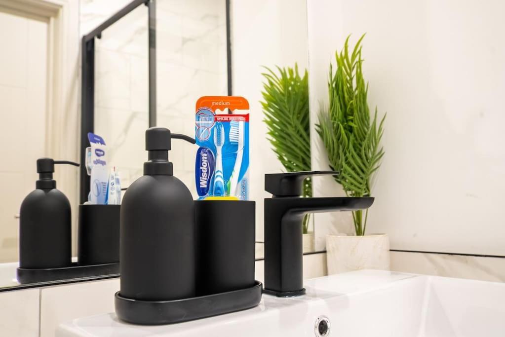Five Star Boutique Studio Flat In London Exteriör bild