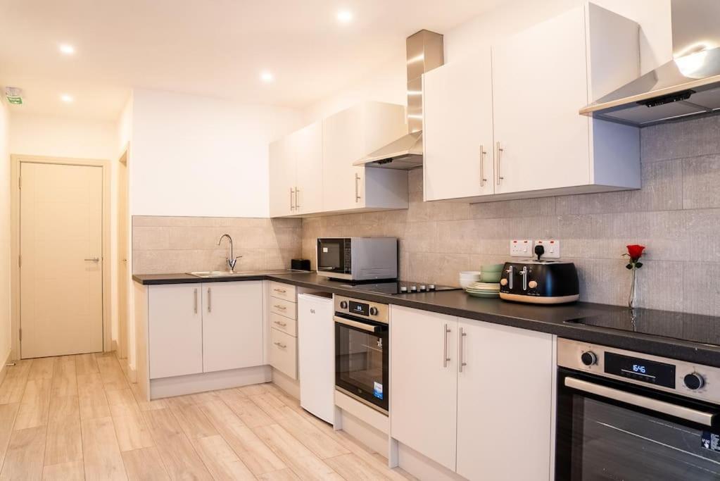 Five Star Boutique Studio Flat In London Exteriör bild