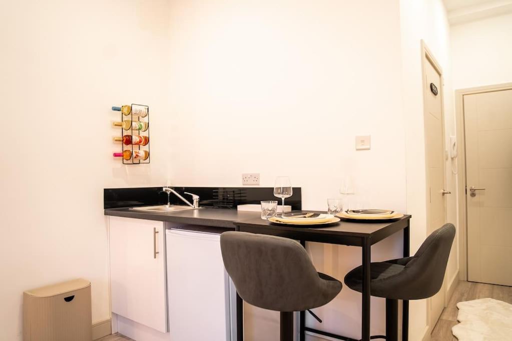 Five Star Boutique Studio Flat In London Exteriör bild